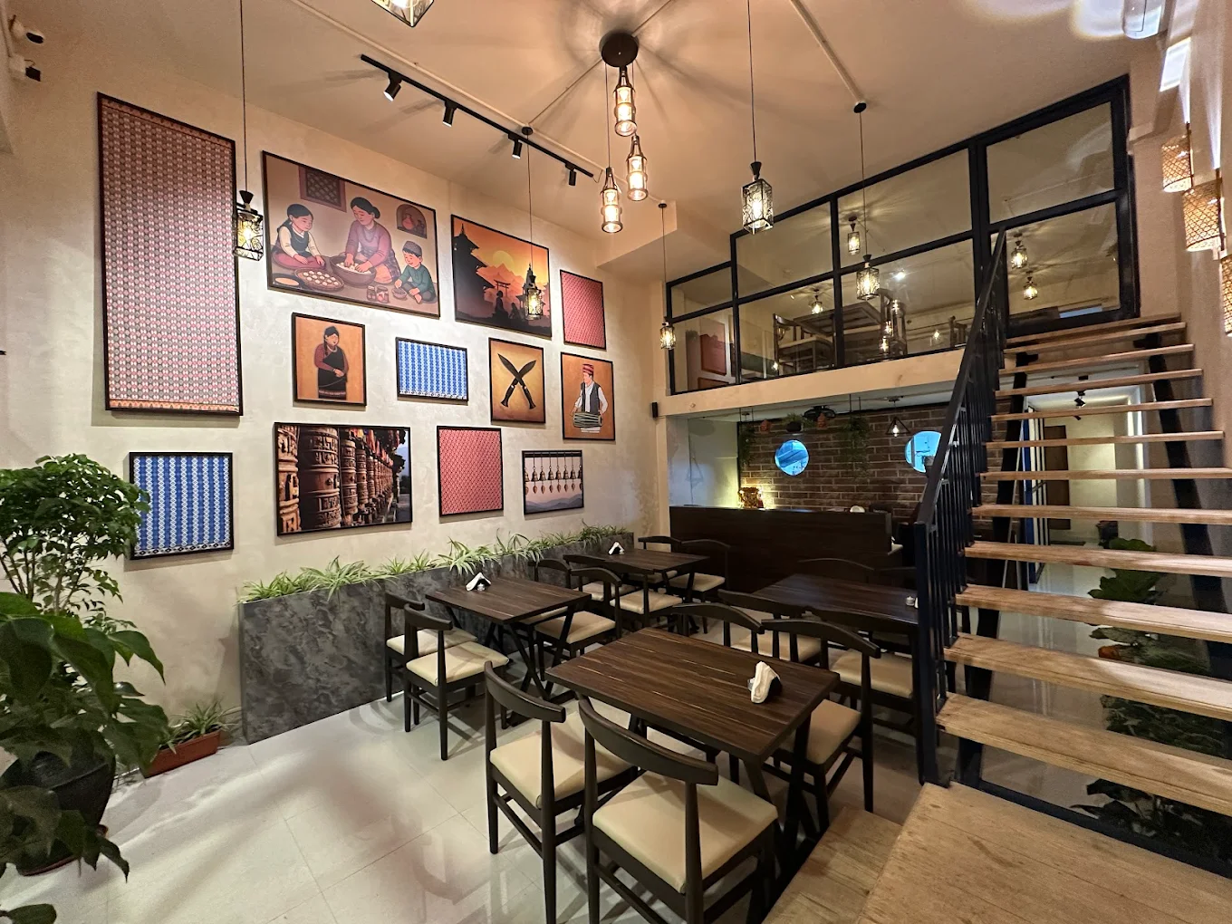 Padhi The Pahadi Bistro | Nepali & Indo-Chinese in Kharadi, Pune